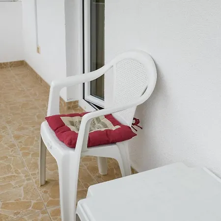 And Mara I Pavo Guest house