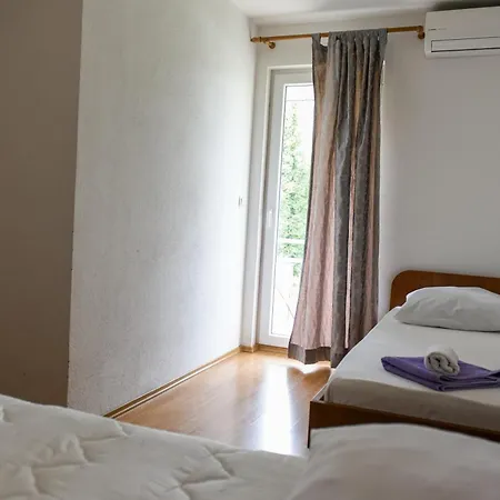 And Mara I Pavo Pensión Međugorje