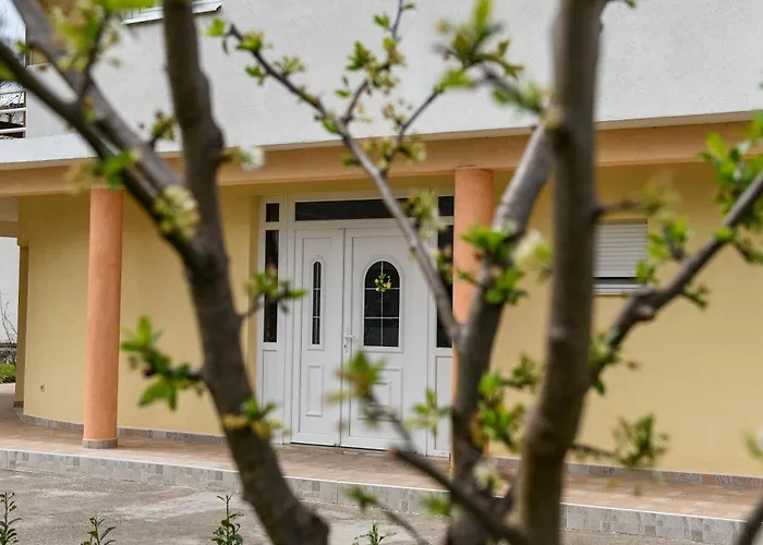 And Mara I Pavo Vendégház 3*